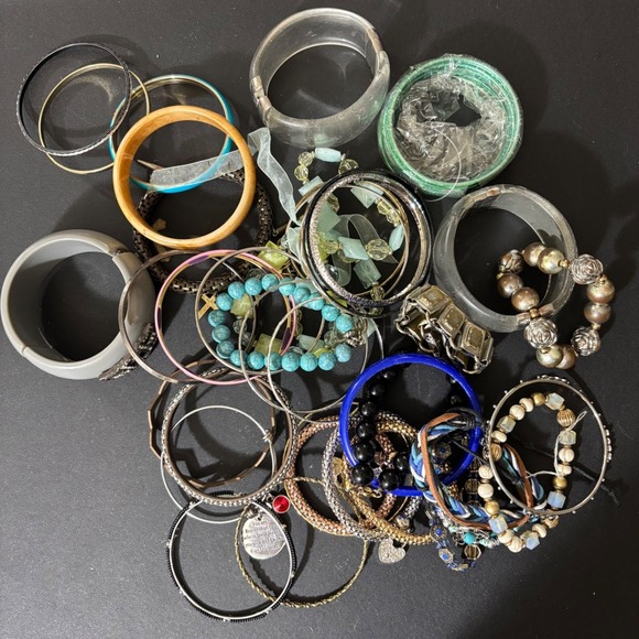 Jewelry - Box of Assorted Bracelets Resell Gift BRAC2